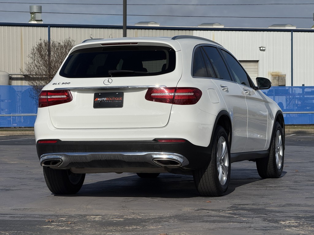 2018 Mercedes-Benz GLC-Class Image 10