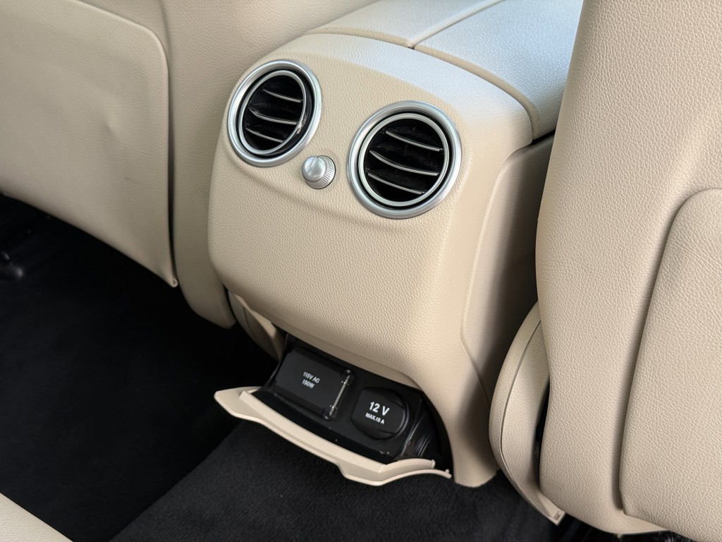 2018 Mercedes-Benz GLC-Class Image 36