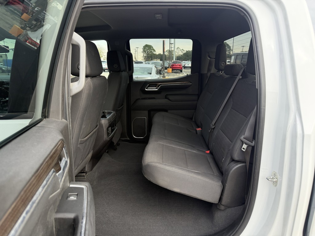 2024 Chevrolet Silverado 1500 Image 32