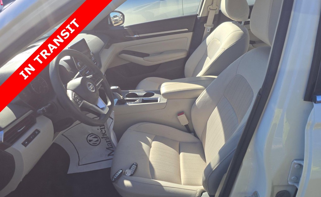 2022 Nissan Altima Image 8