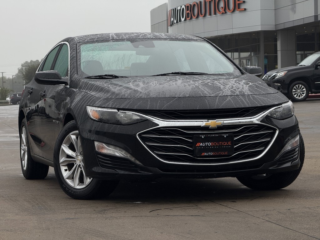 2023 Chevrolet Malibu Image 3