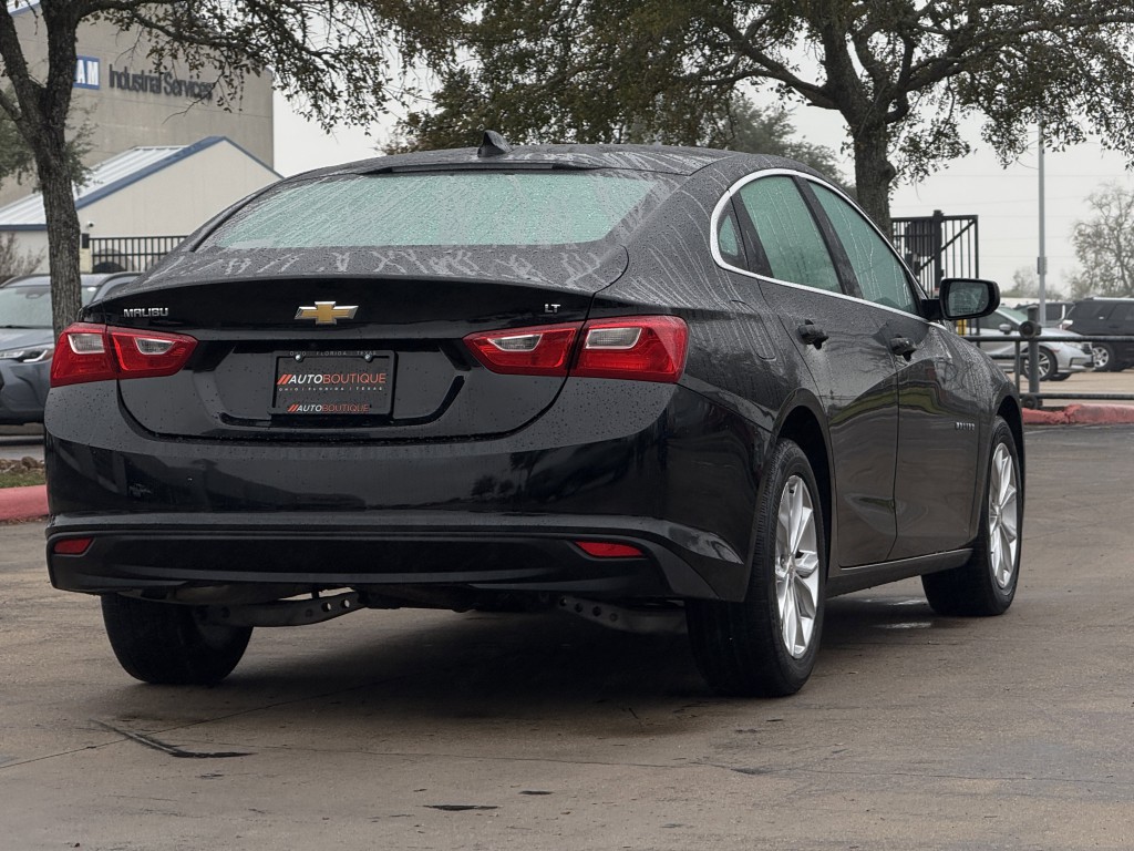 2023 Chevrolet Malibu Image 10