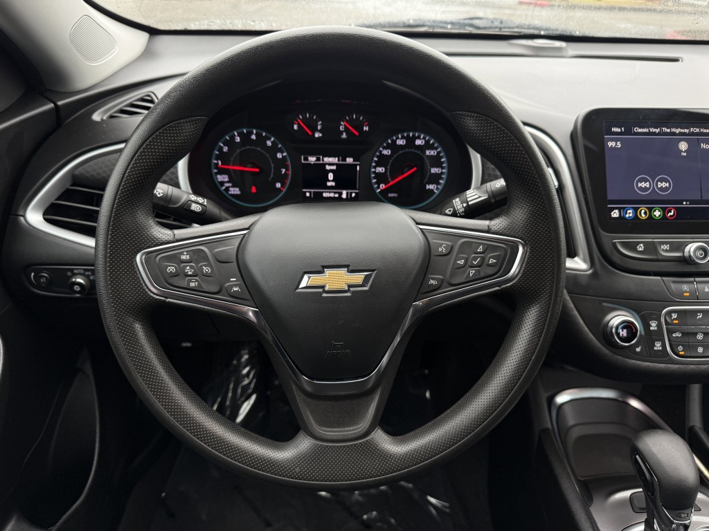 2023 Chevrolet Malibu Image 15