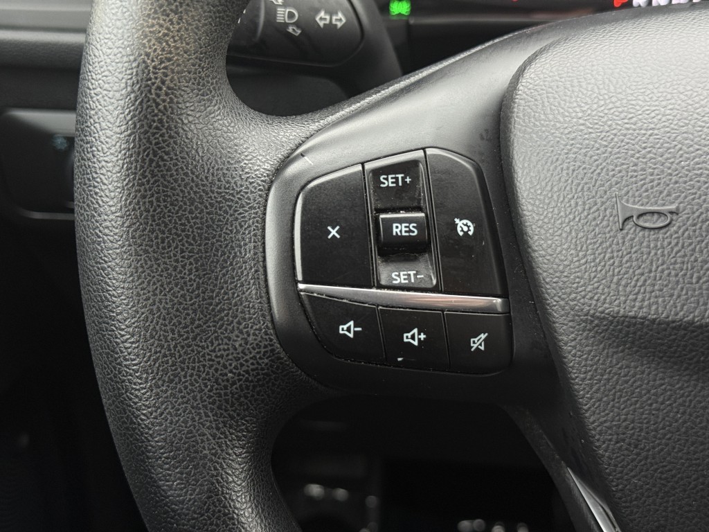 2020 Ford Escape Image 17