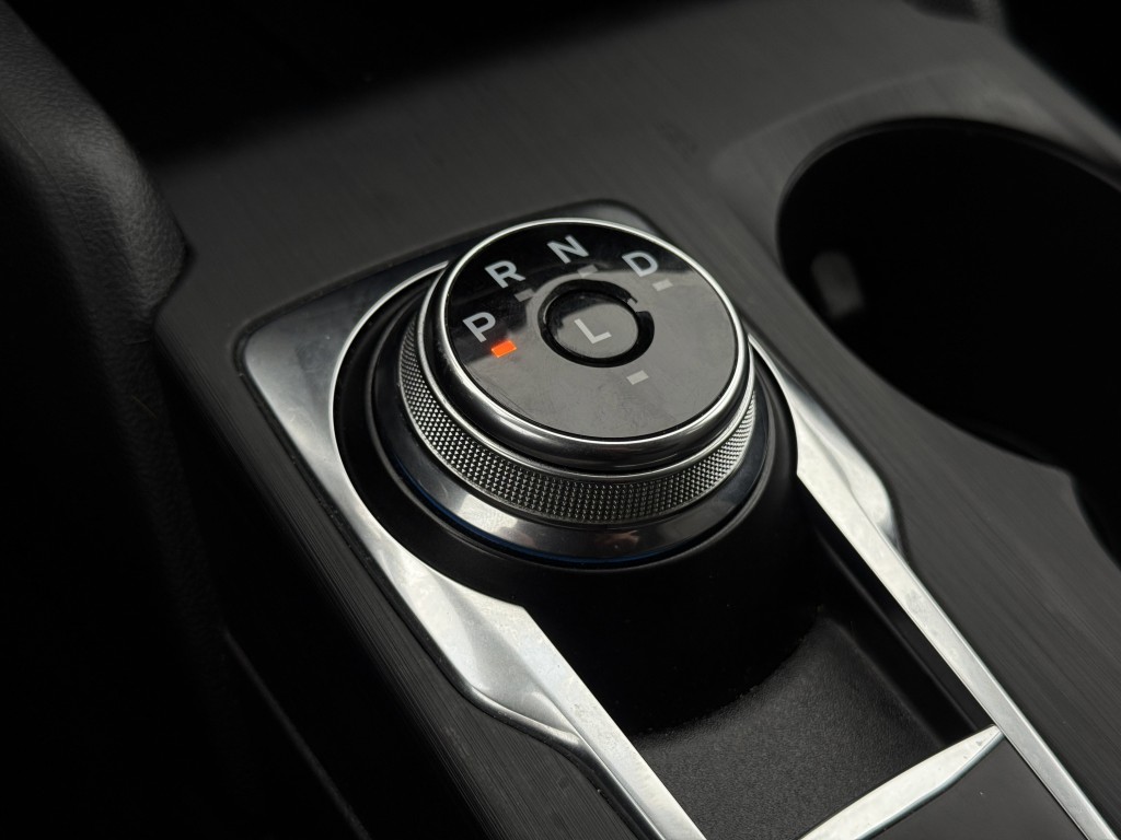 2020 Ford Escape Image 23