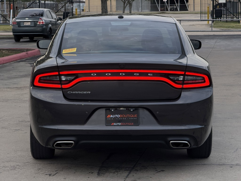2022 Dodge Charger Image 8