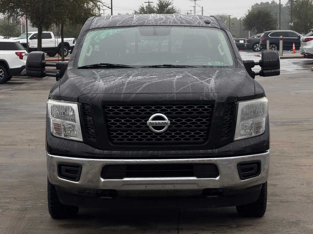 2019 Nissan Titan Image 7