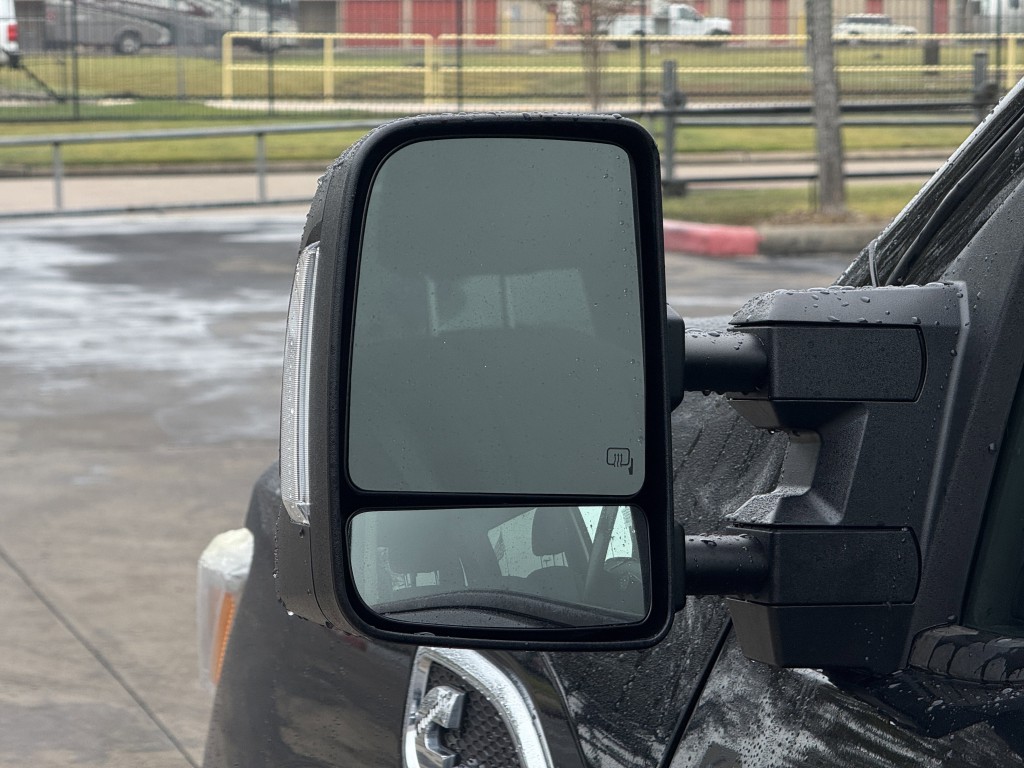 2019 Nissan Titan Image 12