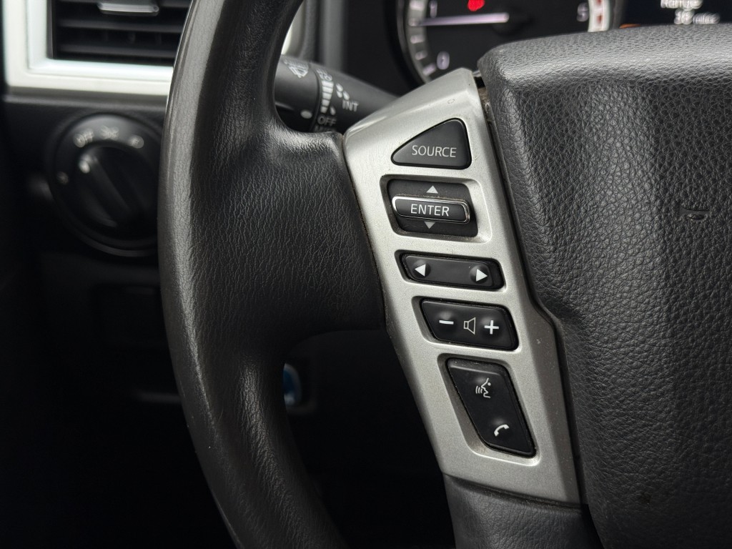 2019 Nissan Titan Image 16