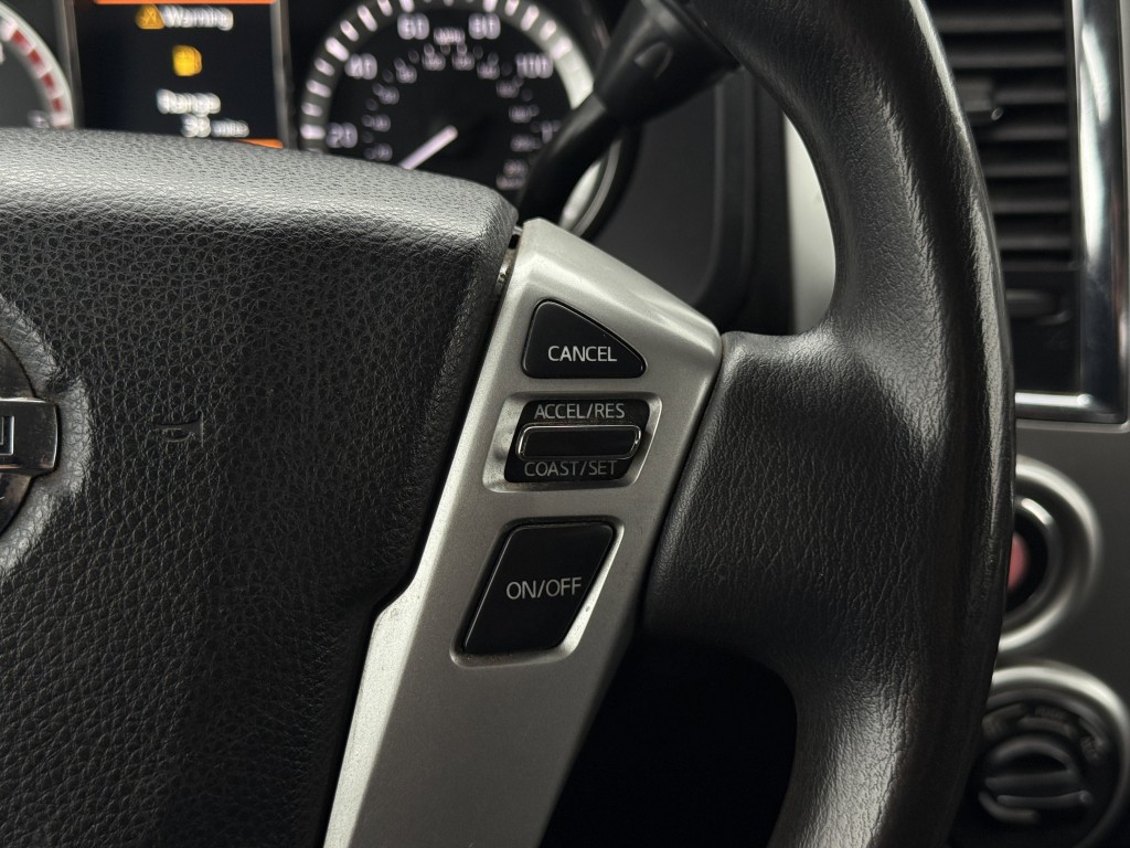 2019 Nissan Titan Image 17