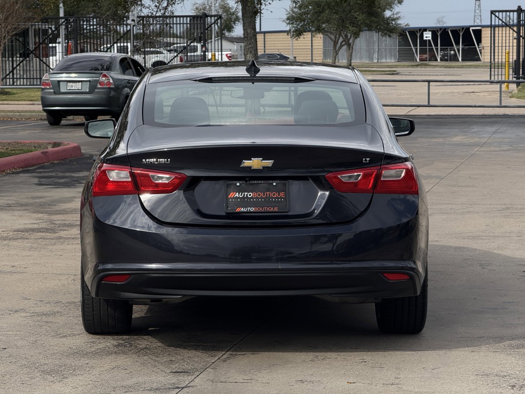 2023 Chevrolet Malibu Image 6
