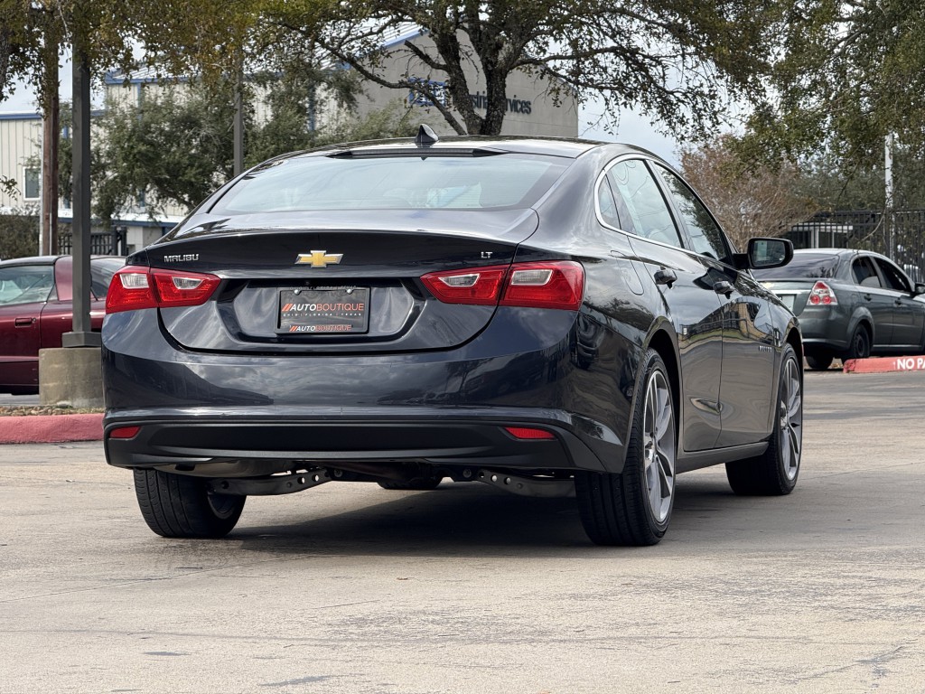 2023 Chevrolet Malibu Image 8