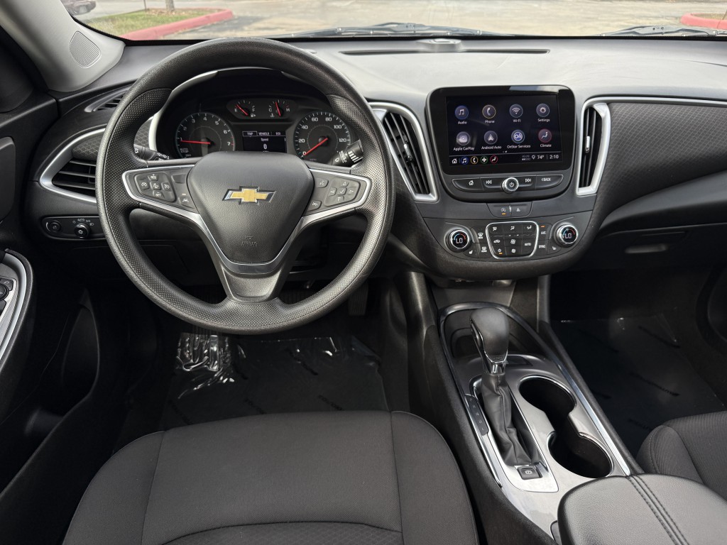 2023 Chevrolet Malibu Image 13