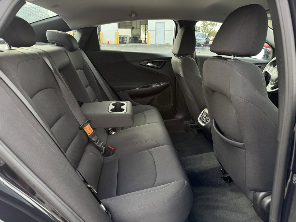 2023 Chevrolet Malibu Image 28