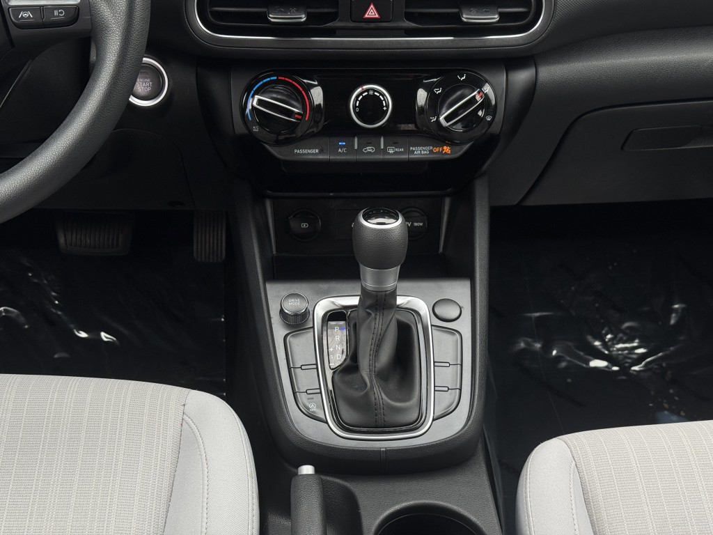 2023 Hyundai Kona Image 22