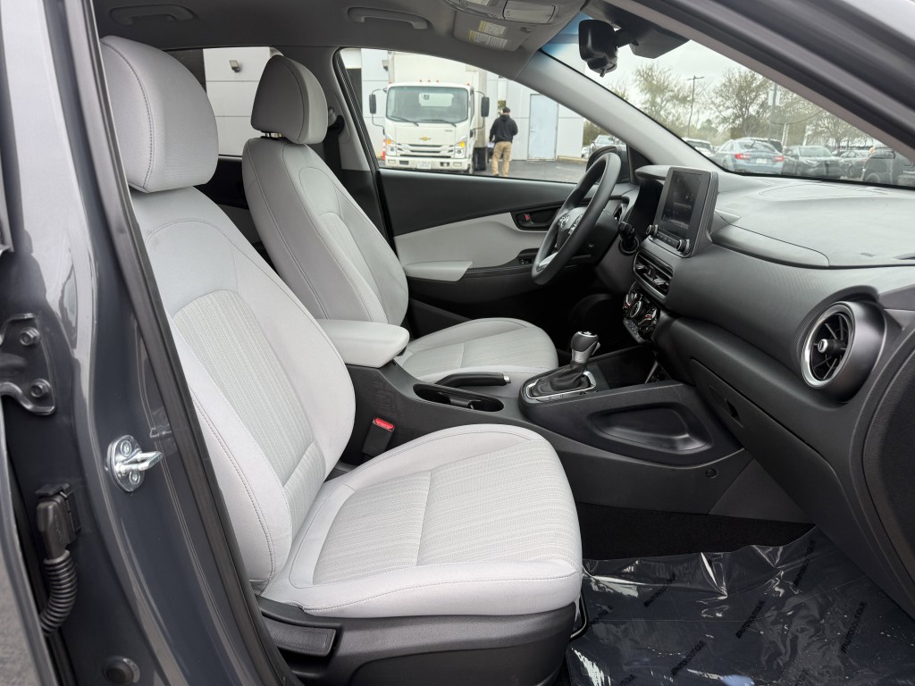 2023 Hyundai Kona Image 28