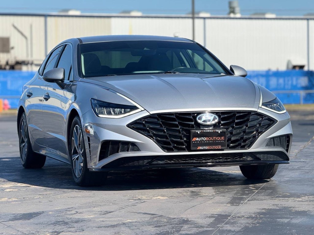 2021 Hyundai Sonata Image 3