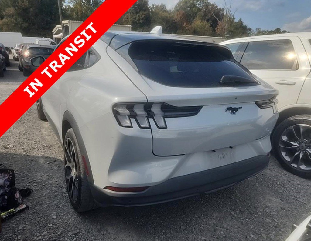 2021 Ford Mustang Image 7