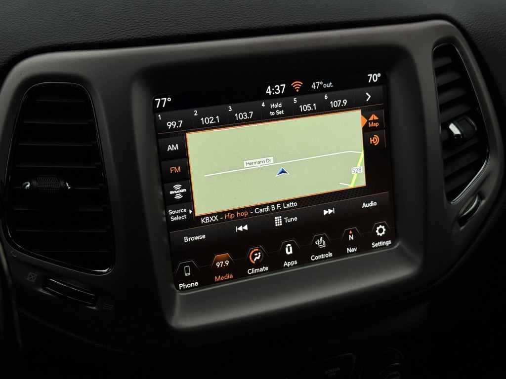 2021 Jeep Compass Image 23