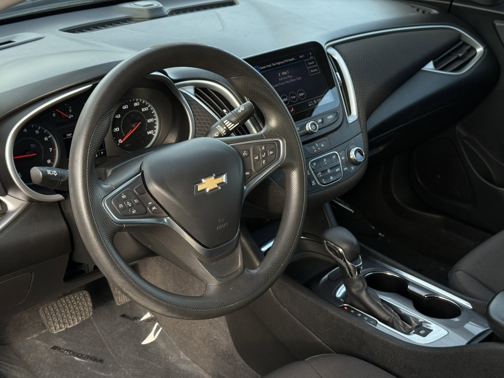 2023 Chevrolet Malibu Image 12