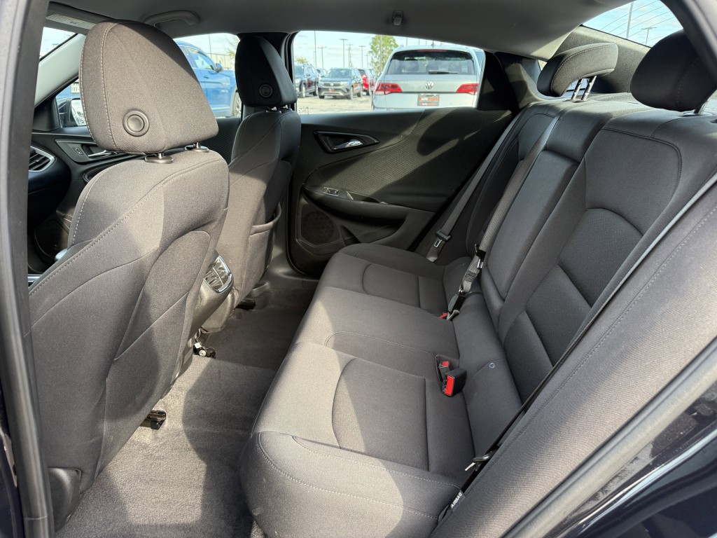 2023 Chevrolet Malibu Image 28