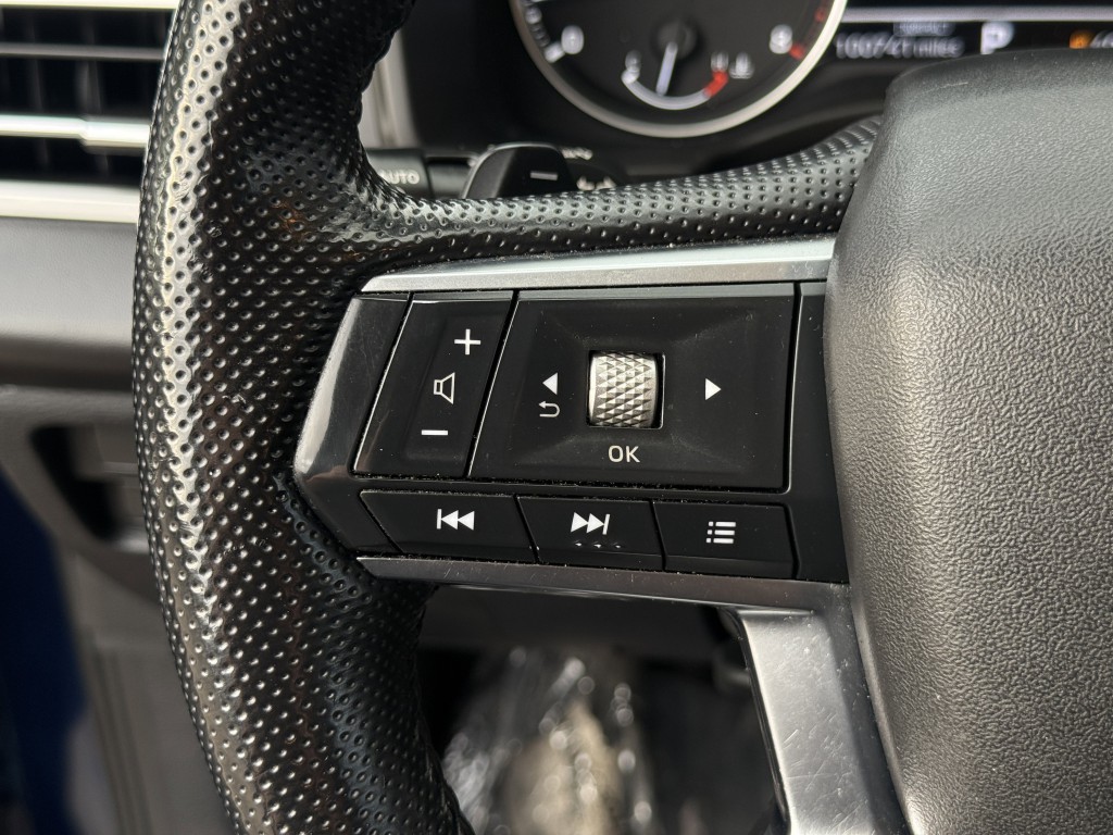 2023 Mitsubishi Outlander Image 18