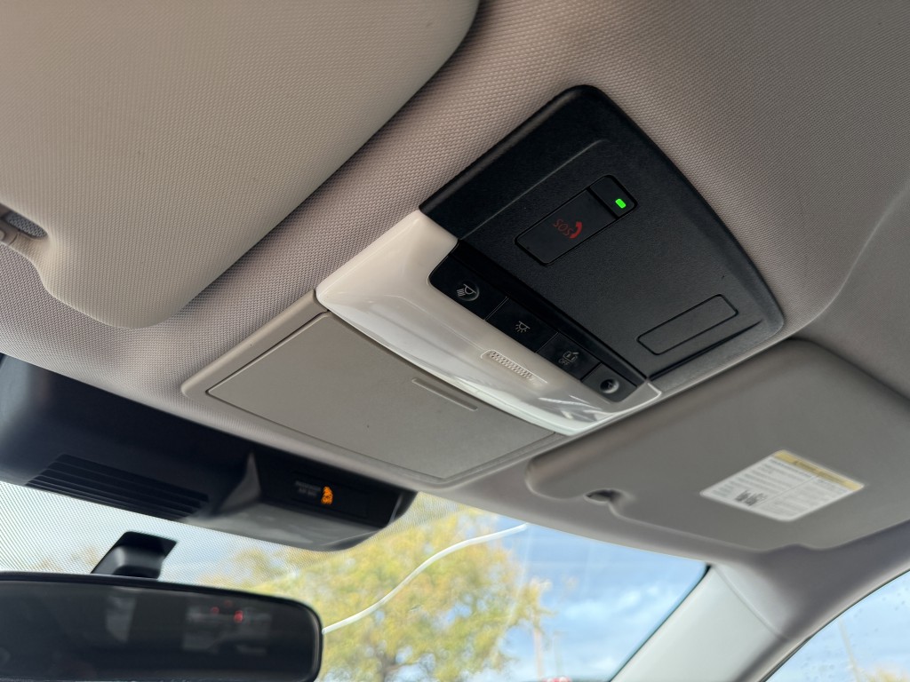 2023 Mitsubishi Outlander Image 28