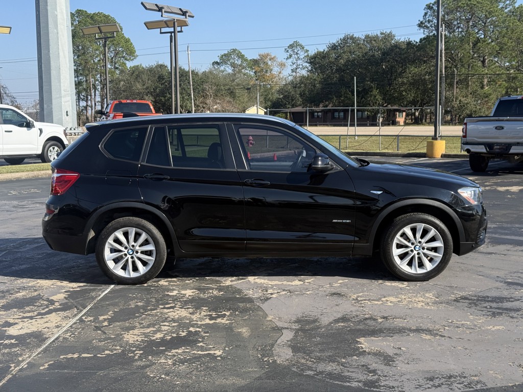 2017 BMW X3 Image 11