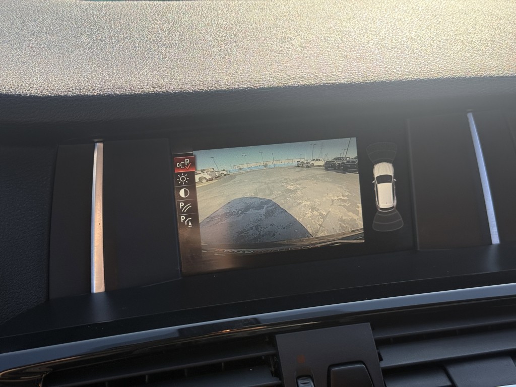 2017 BMW X3 Image 22