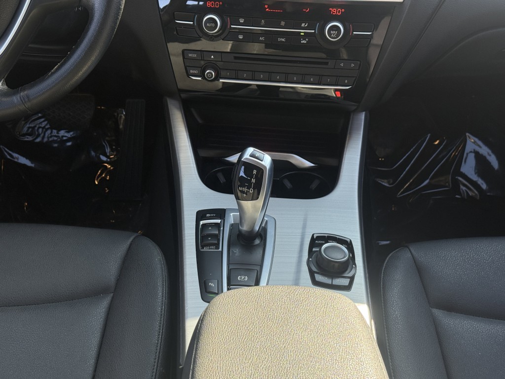 2017 BMW X3 Image 23