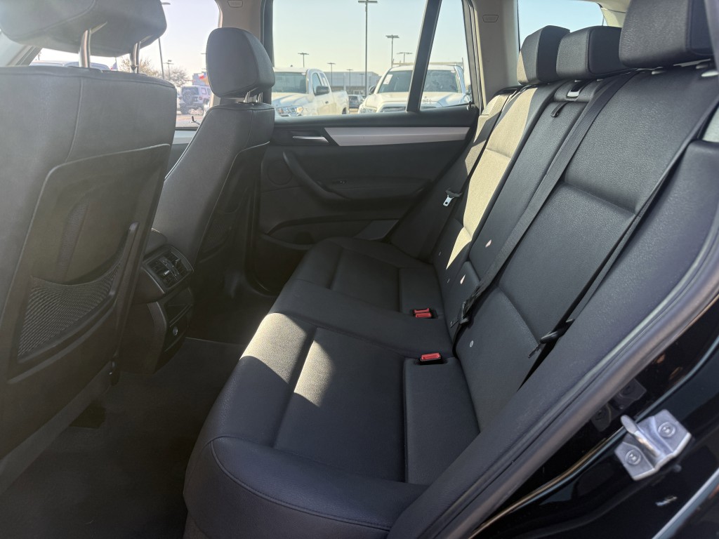 2017 BMW X3 Image 31