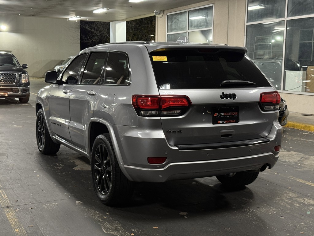 2018 Jeep Grand Cherokee Image 9