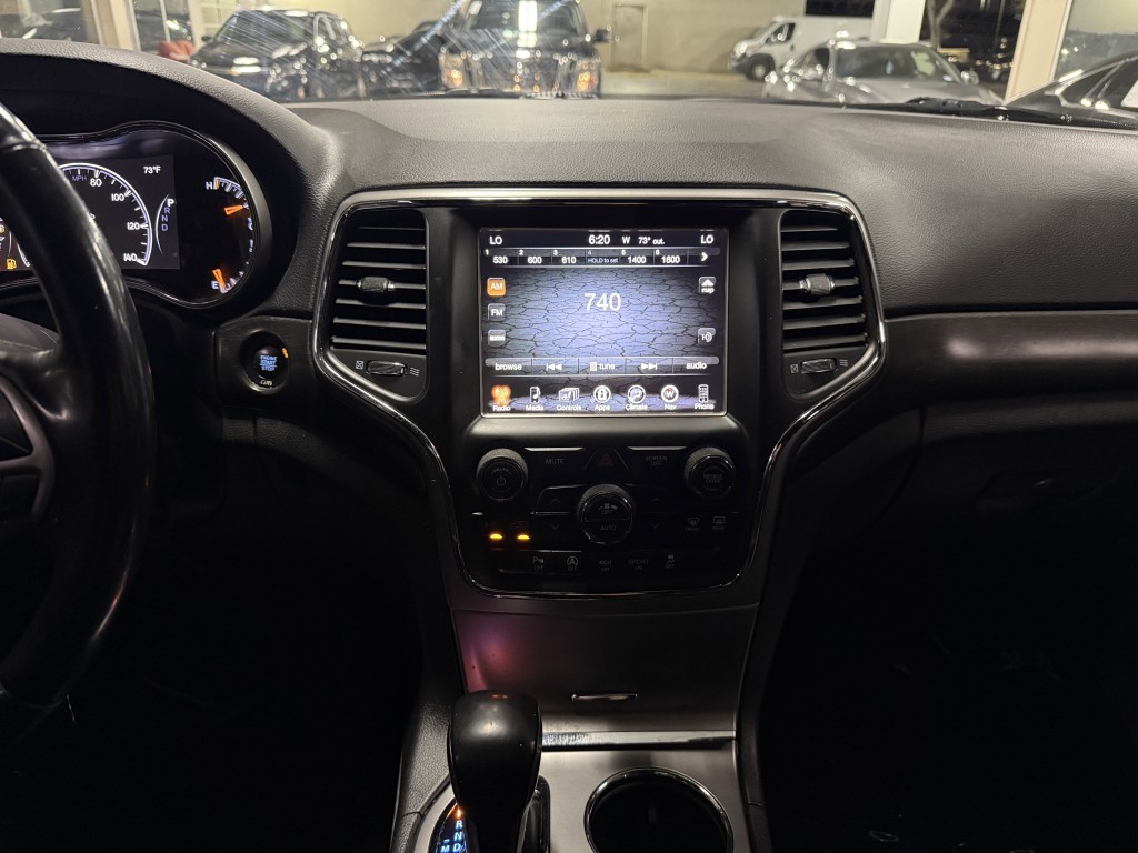 2018 Jeep Grand Cherokee Image 17