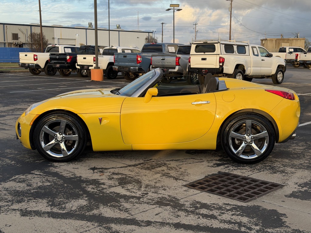 2007 Pontiac Solstice Image 11