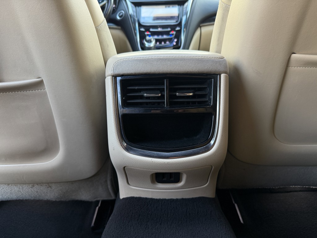 2018 Cadillac CTS Image 35