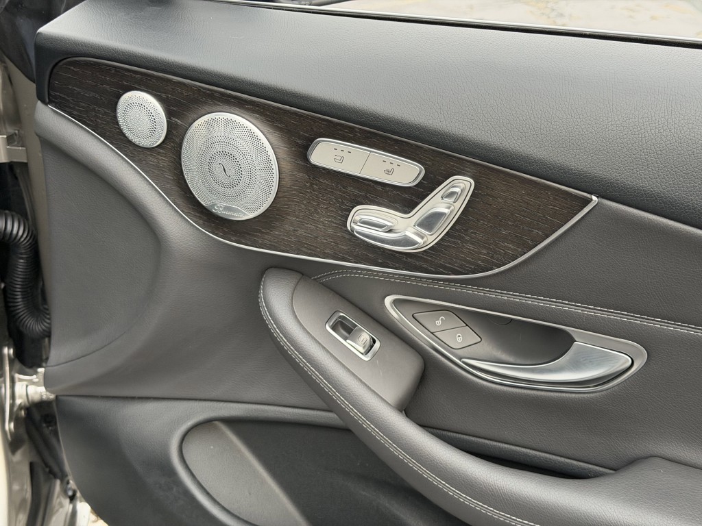 2019 Mercedes-Benz C-Class Image 26