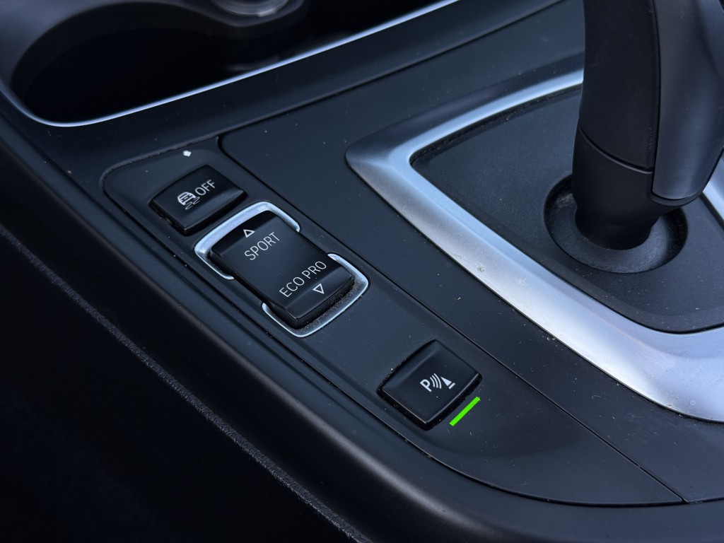 2020 BMW 2 Series Image 26