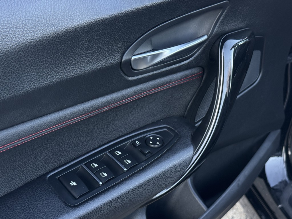 2020 BMW 2 Series Image 32