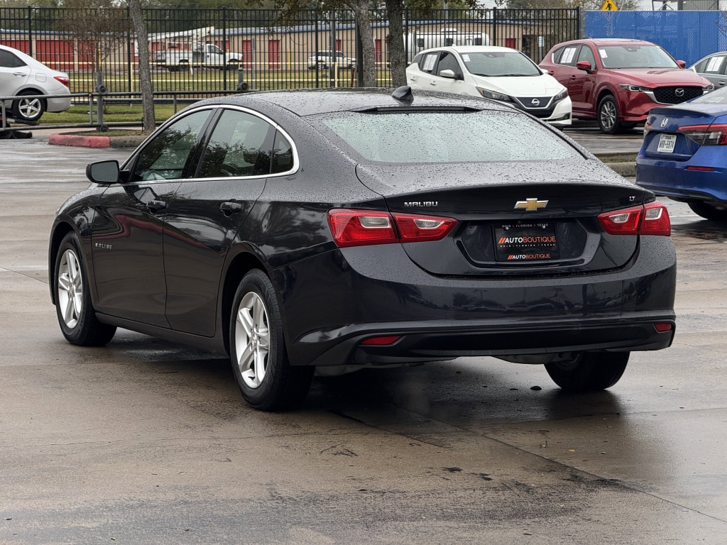 2023 Chevrolet Malibu Image 9