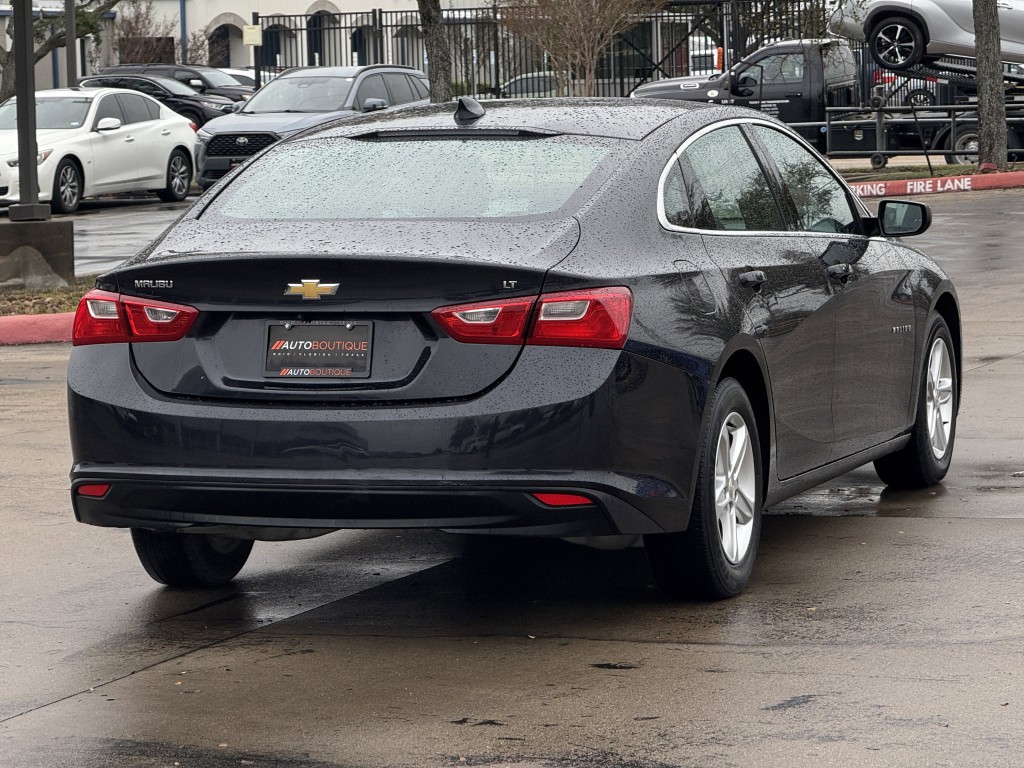 2023 Chevrolet Malibu Image 10