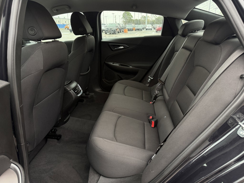 2023 Chevrolet Malibu Image 31