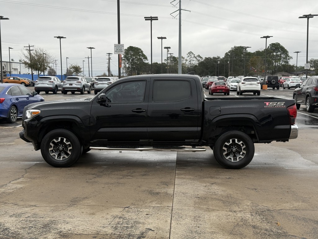2020 Toyota Tacoma Image 11