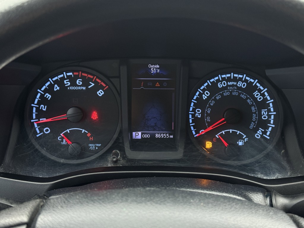 2020 Toyota Tacoma Image 18