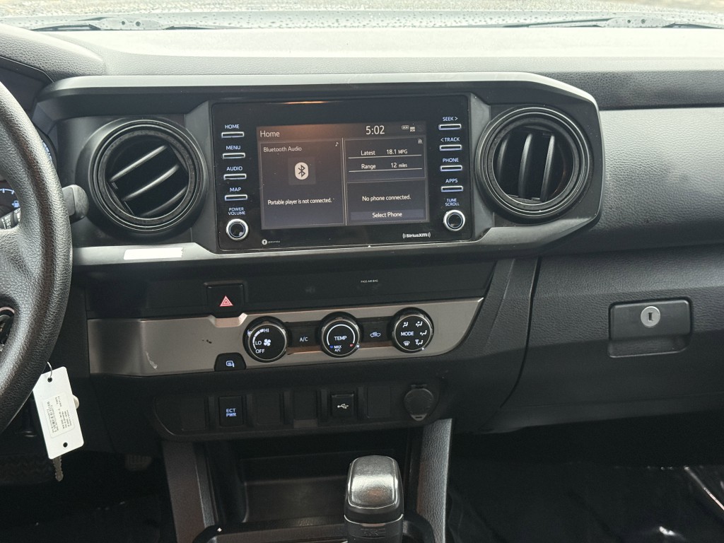 2020 Toyota Tacoma Image 19