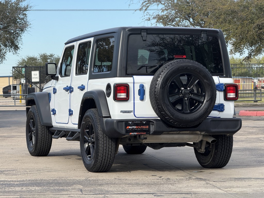 2023 Jeep Wrangler Image 9
