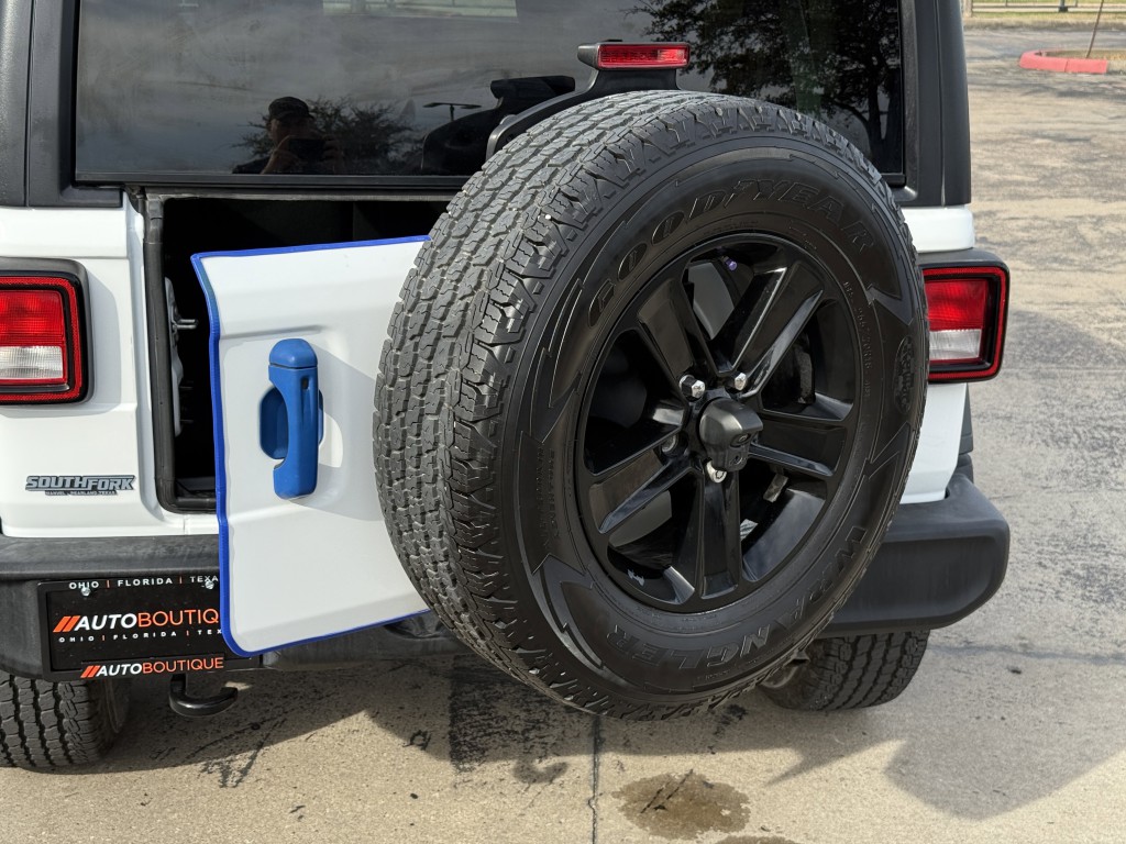 2023 Jeep Wrangler Image 37