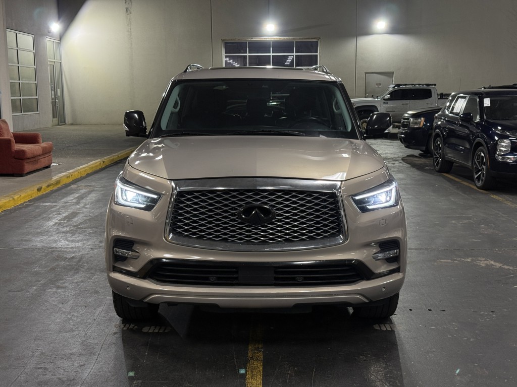 2018 INFINITI QX80 Image 6