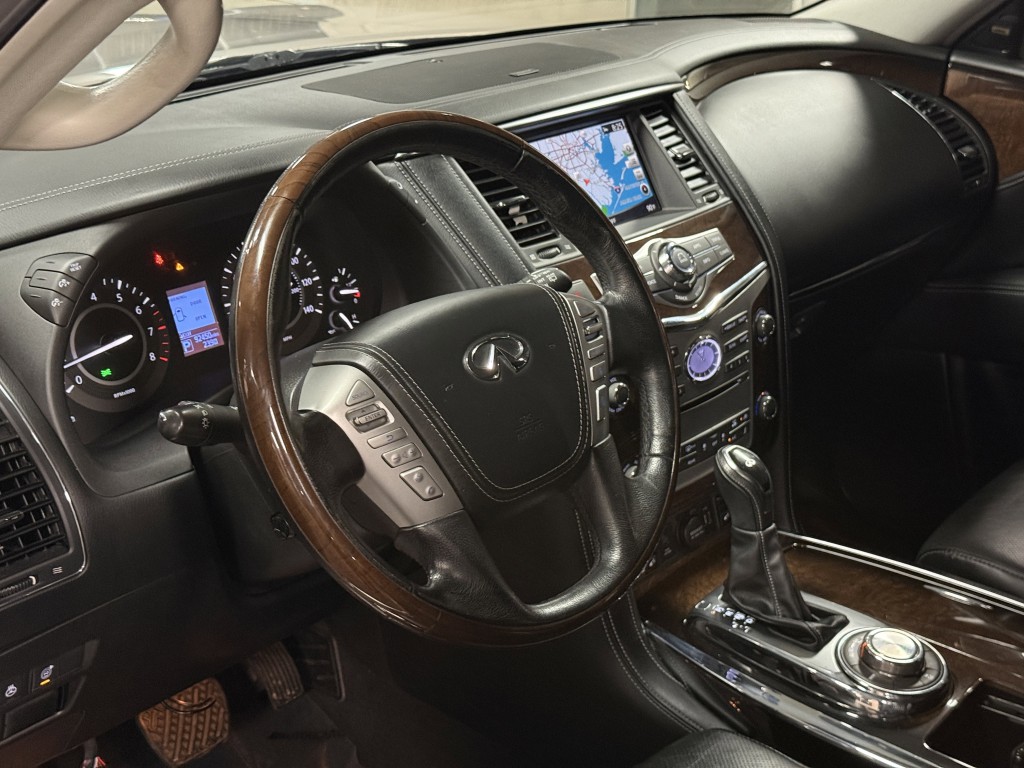 2018 INFINITI QX80 Image 12