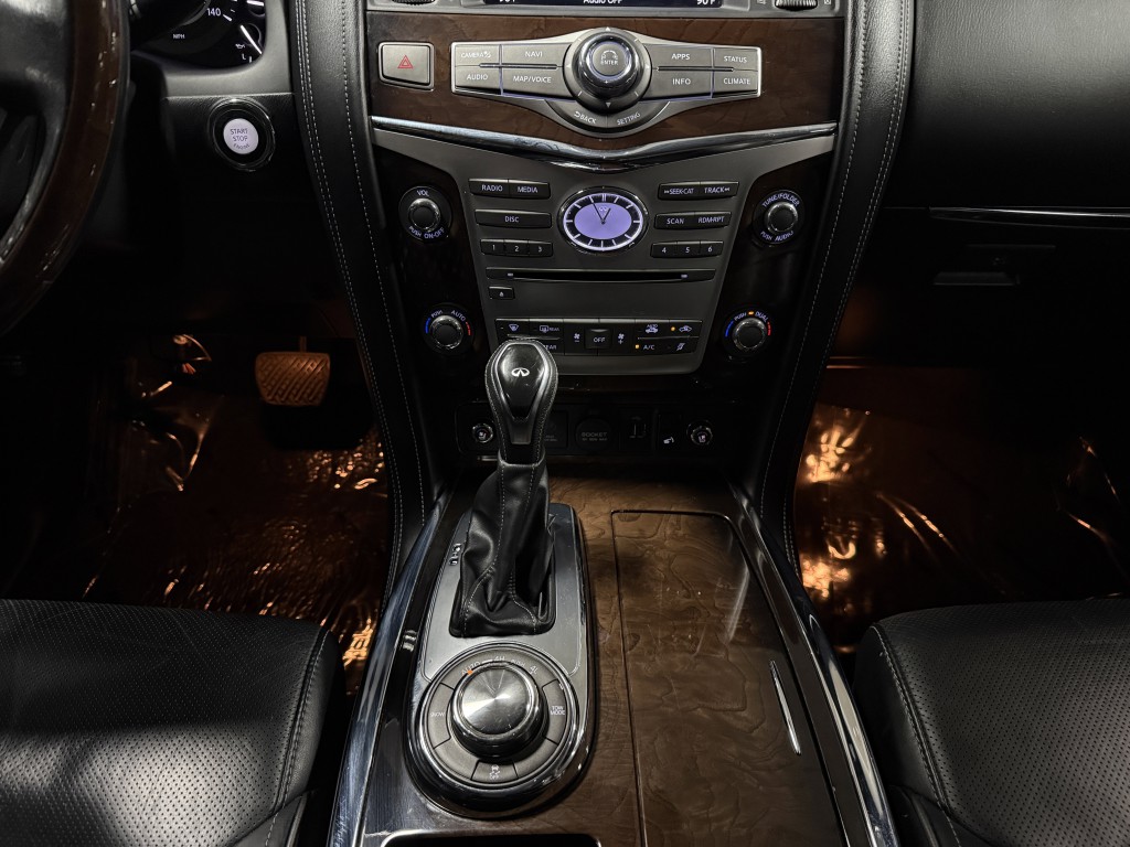 2018 INFINITI QX80 Image 23