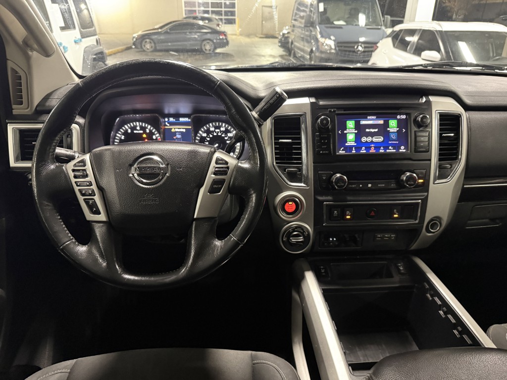 2019 Nissan Titan Image 13